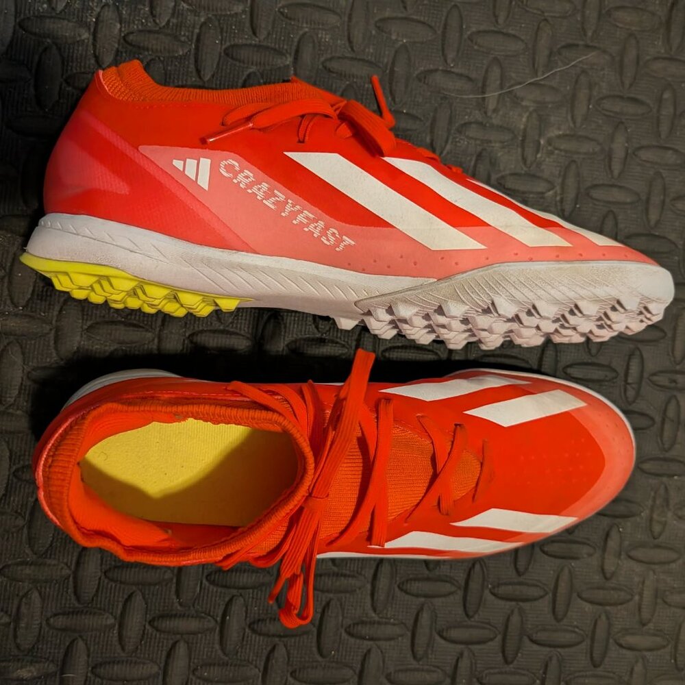 Adidas sneaker cleats